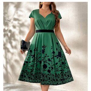 S285 Green Short Sleeve Midi Dress Size 1XL